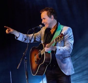 Damien_Leith