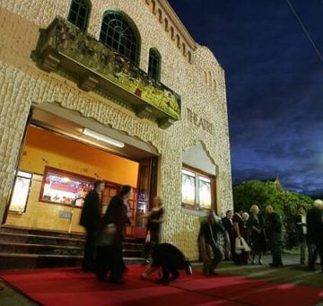 AGOG at the James Theatre