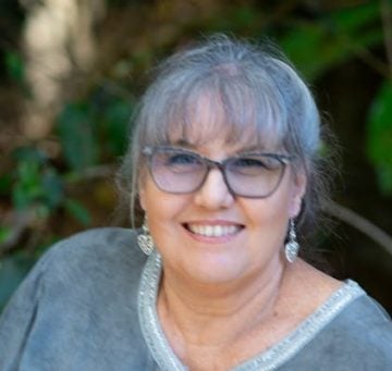 Paula_Bevan_author